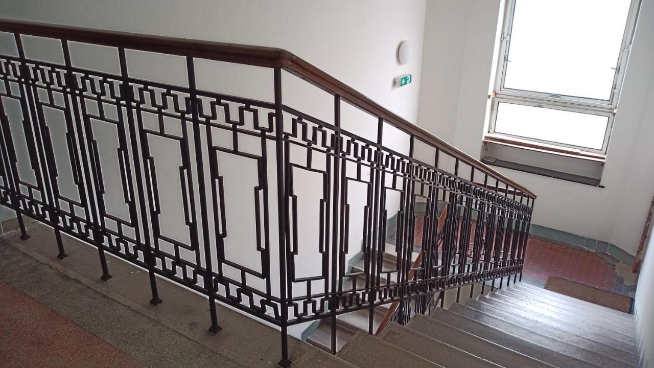 Bydleni V Centru Ov Blizko Stodolni, Bez Vytahu Apartment Ostrava